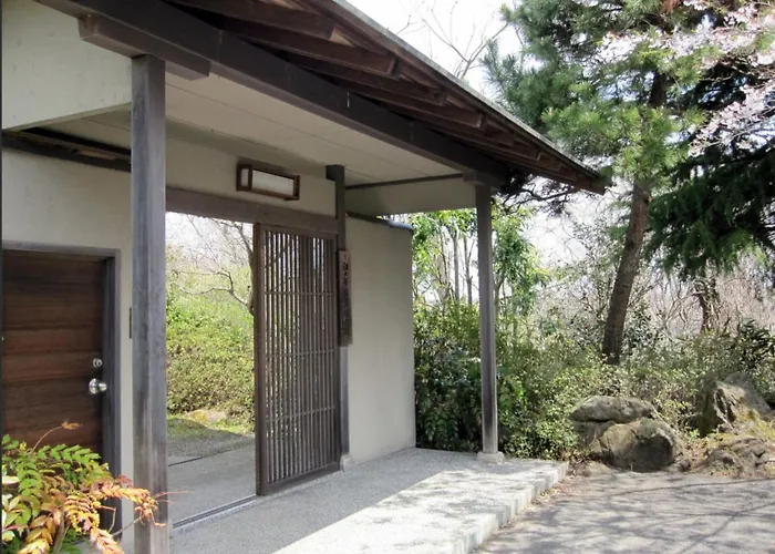 Tomiya Ryokusuian Sado-Taiken